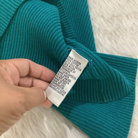 Nygard women’s turquoise blue rib embellished beaded knit top size xl - Picture 11 of 11